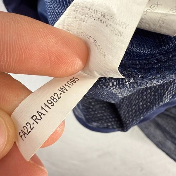 Zero Restriction Hoodie Men's Medium Blue Wave Pattern Snap Pebble Beach Golf - Picture 10 of 11